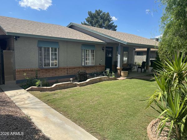 8729 W HIGHLAND Avenue, Phoenix, AZ 85037