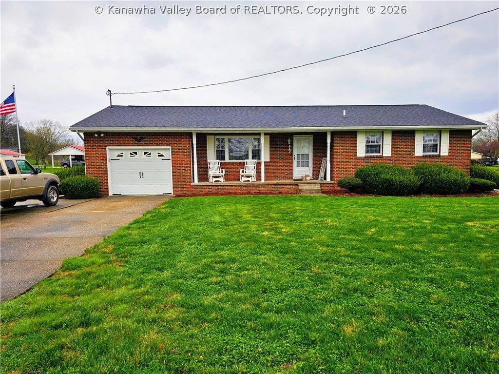 447 Westerry Court, Gallipolis Ferry, WV 25515 Main Photo