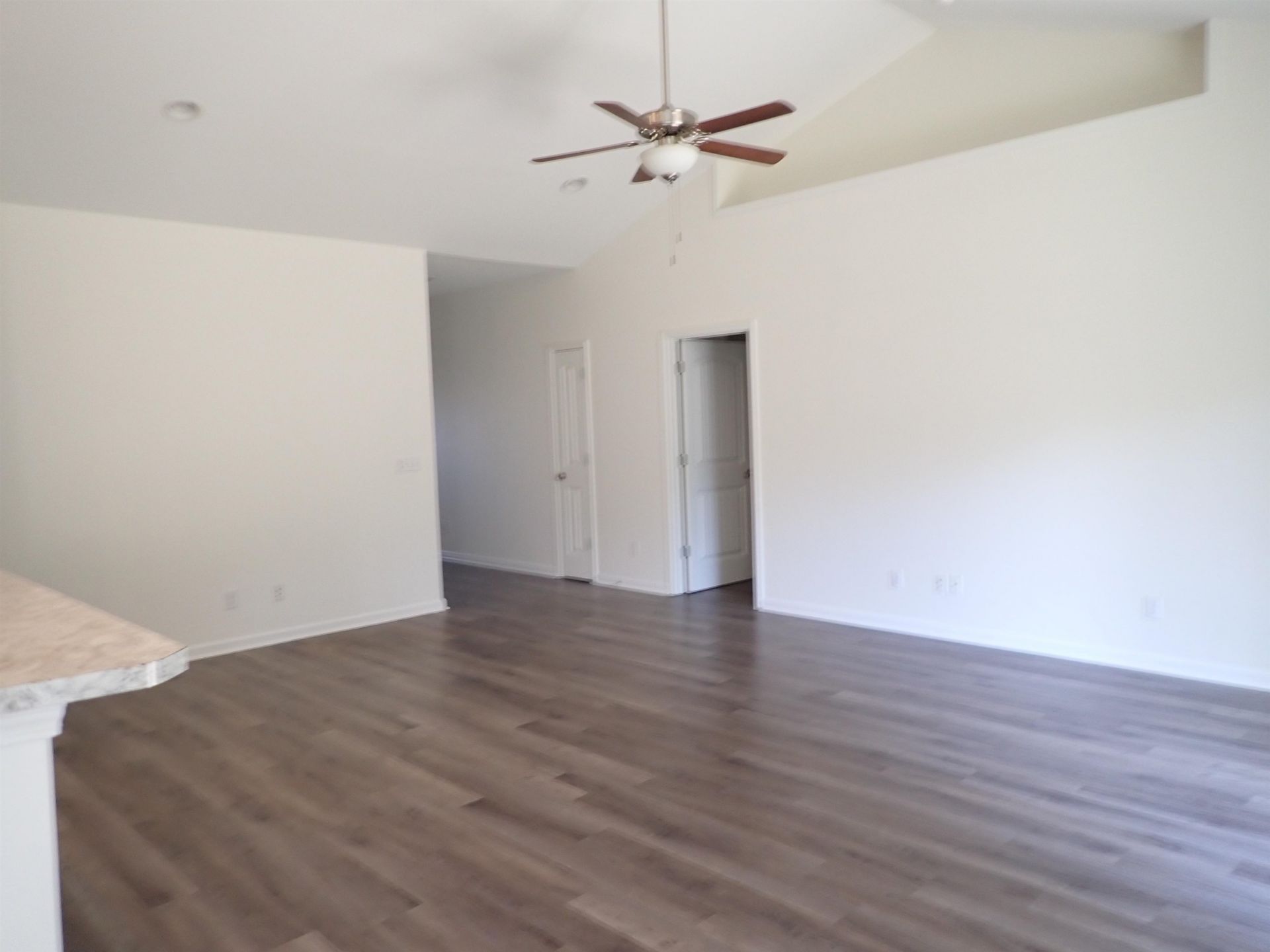 112 Palm Terrace Loop Photo 5