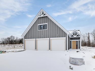 31710 Madison Road, Lindstrom, MN 55045