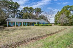 1805 Chelwood Circle photo 4