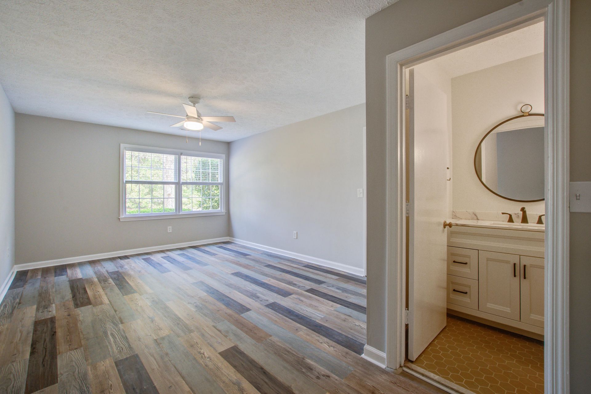 1805 Chelwood Circle Photo 20