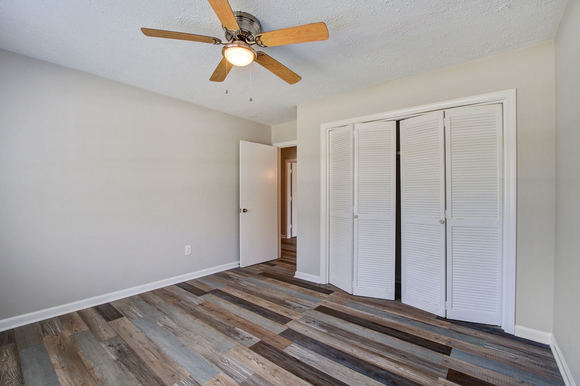 1805 Chelwood Circle Photo 27