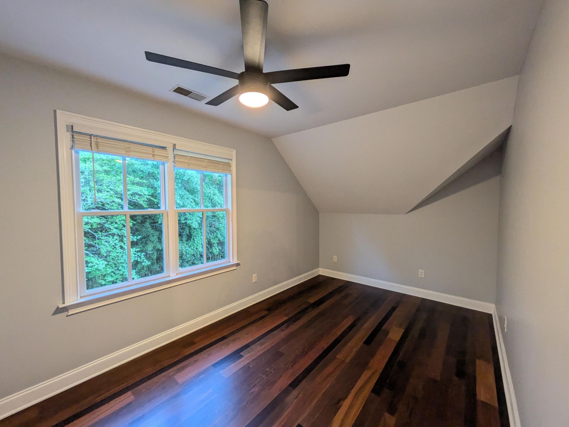 117 Deer Street Photo 20