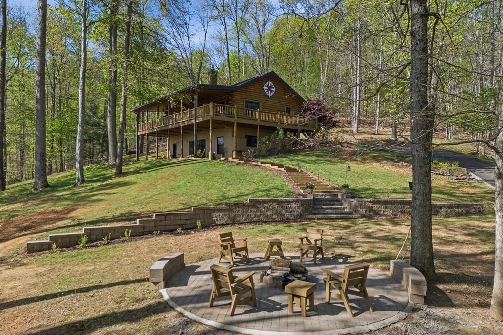 292 Hollyberry Circle, Hayesville, NC 28904 Main Photo