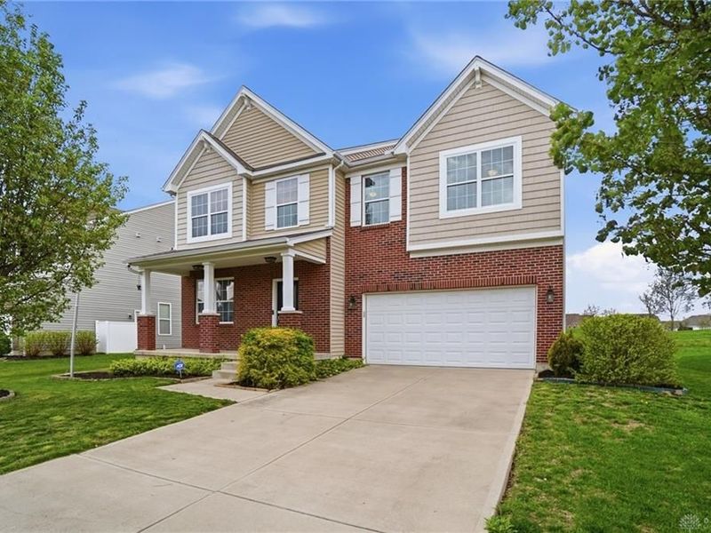 2571 Sunset Maple Dr., Tipp City, OH 45371 Photo 3