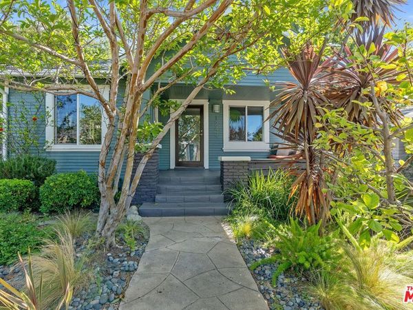 1242 N Commonwealth Avenue, Los Angeles, CA 90029