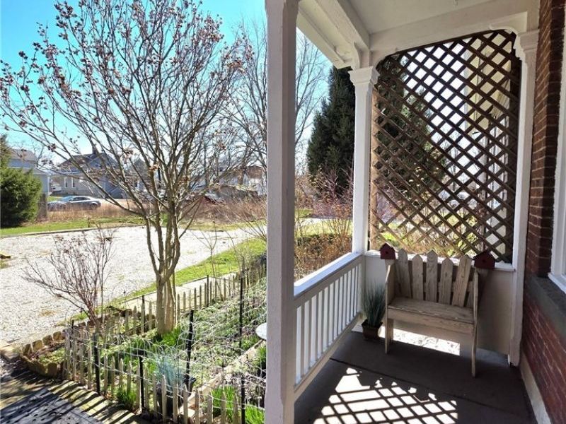 263 W Riddle Avenue, Ravenna, OH 44266 Photo 3