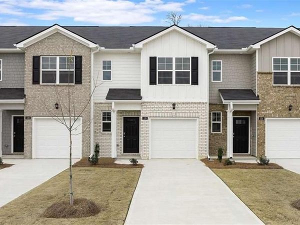 214 Kenmore Circle, Perry, GA 31069