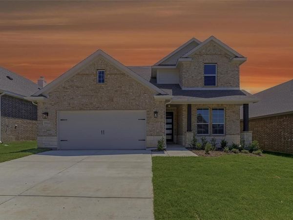 3514 Helena Street, Gainesville, TX 76240