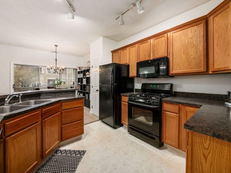 3404 Smileys Corner , Hilliard, OH 43026 Photo 12