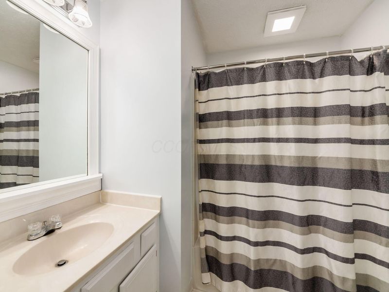 3404 Smileys Corner , Hilliard, OH 43026 Photo 18