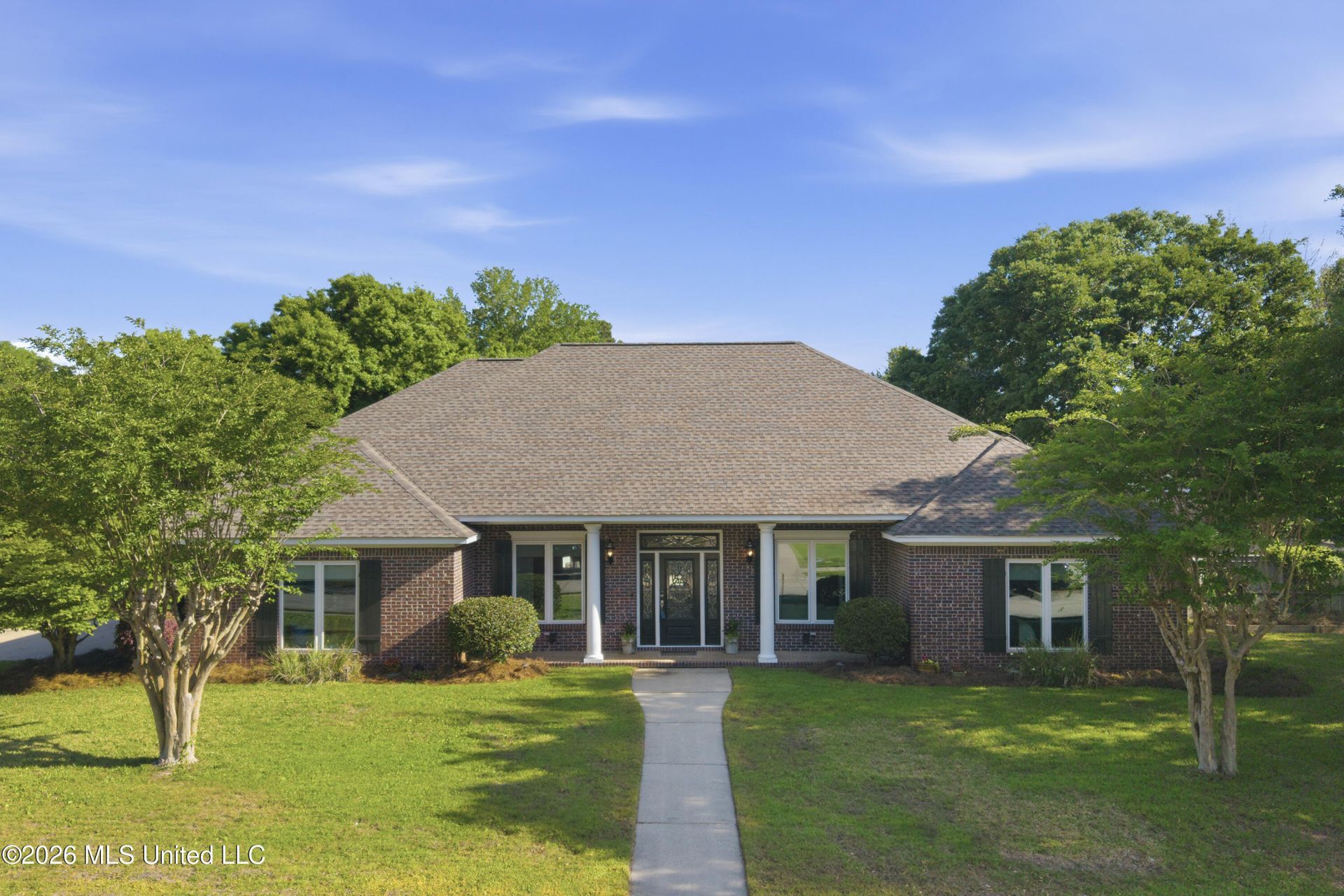 106 Surgeres Place, Ocean Springs, MS 39564 Main Photo