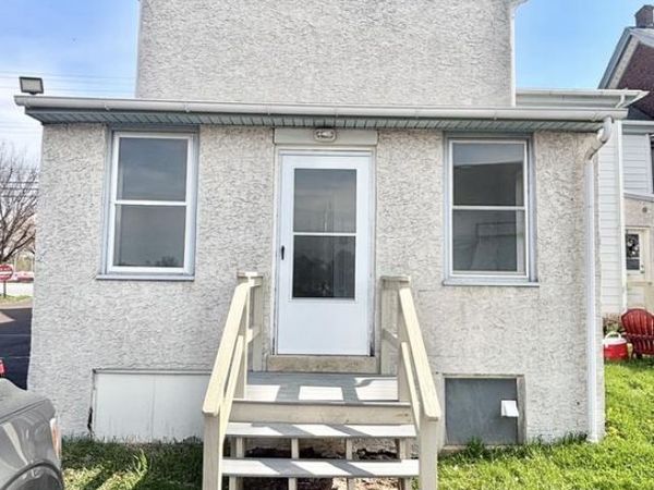 381 W RIDGE PIKE , ROYERSFORD, PA 19468