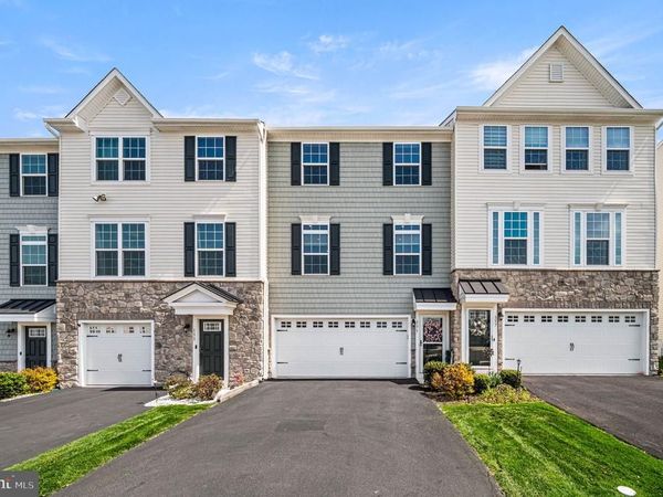 135 ARBOR BOULEVARD, PERKASIE, PA 18944