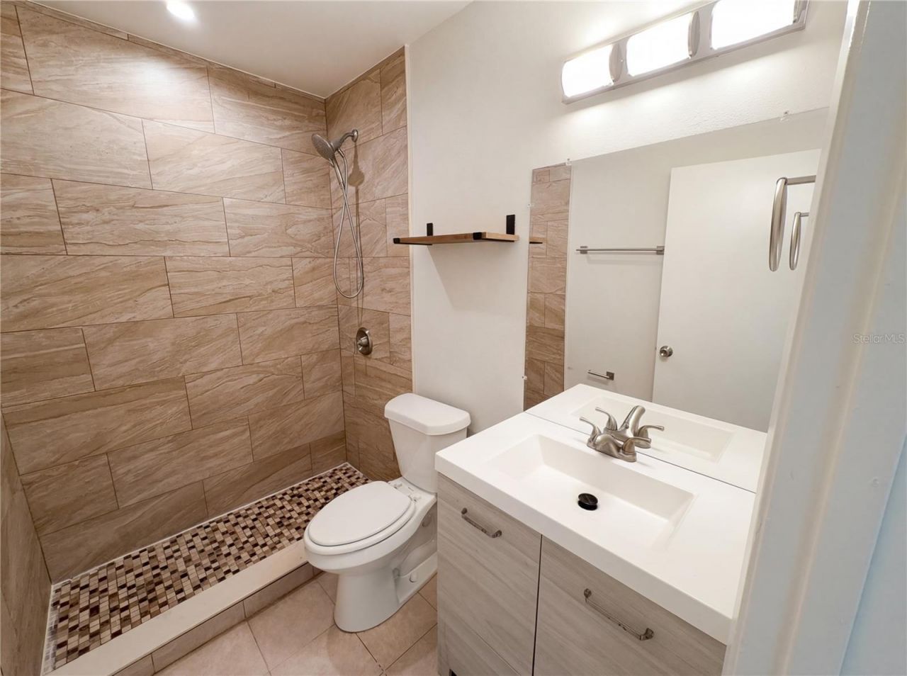 240 Moree Loop, Unit 3, Winter Springs, FL 32708 Photo