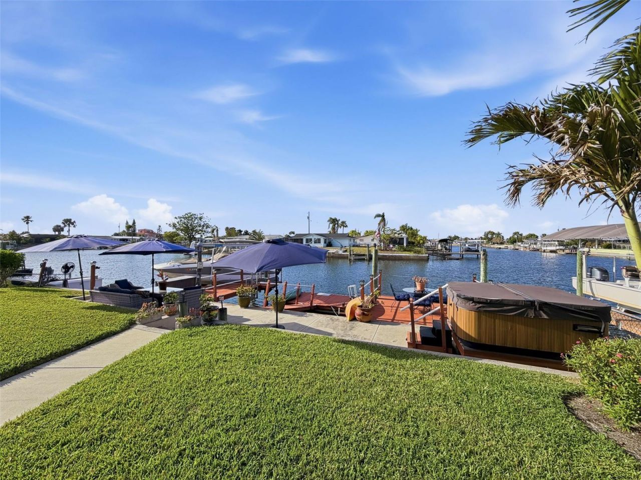 6521 Leeside Isle, Hudson, FL 34667 Photo