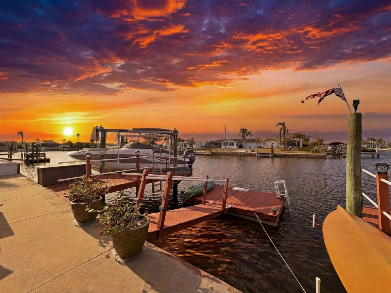 6521 Leeside Isle, Hudson, FL 34667 Photo