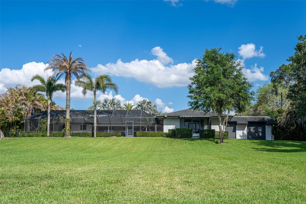 573 Holmes Avenue, Lake Placid, FL 33852 Photo