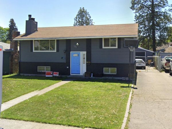 2218 E Bismark Ave, Spokane, WA 99208