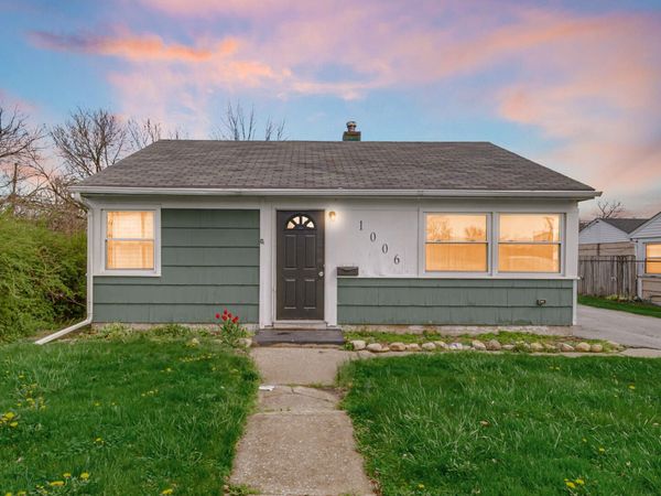 1006 W Old Ridge Road , Hobart, IN 46342