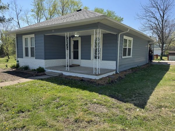 311 N Goldheimer Avenue , Benton, IL 62812