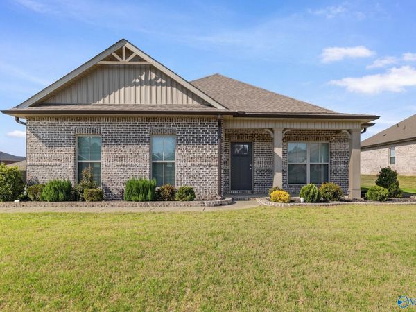 13803 Azalea Ridge Lane SW, Huntsville, AL 35803