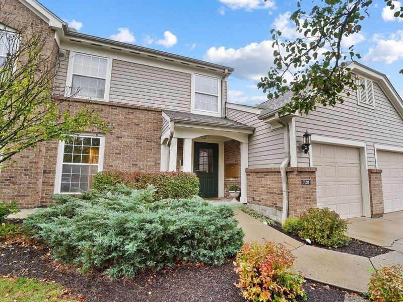 720 Castlegate Lane, Unit 203, Springfield Twp., OH 45231 Photo 1