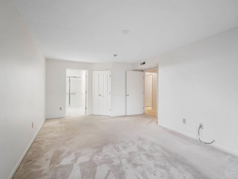 720 Castlegate Lane, Unit 203, Springfield Twp., OH 45231 Photo 22