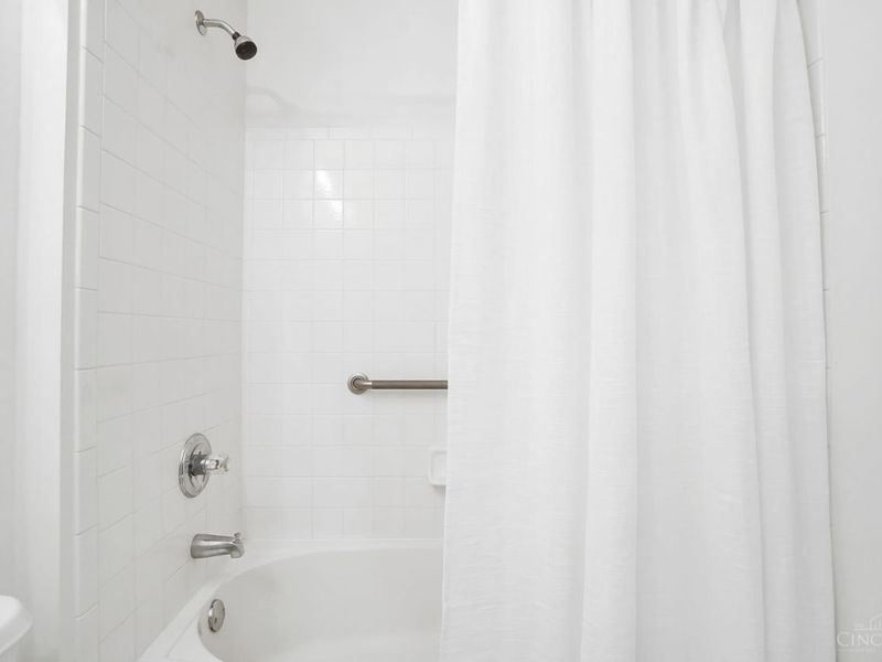 720 Castlegate Lane, Unit 203, Springfield Twp., OH 45231 Photo 33