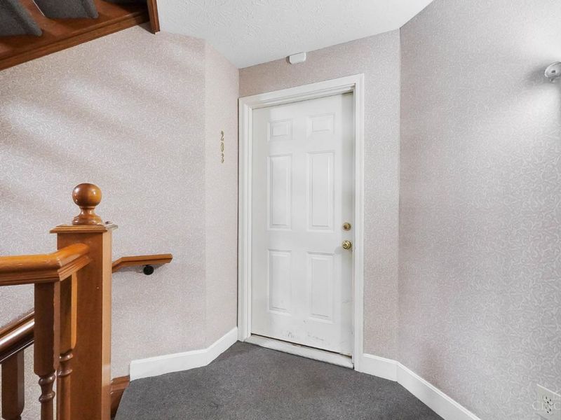 720 Castlegate Lane, Unit 203, Springfield Twp., OH 45231 Photo 7