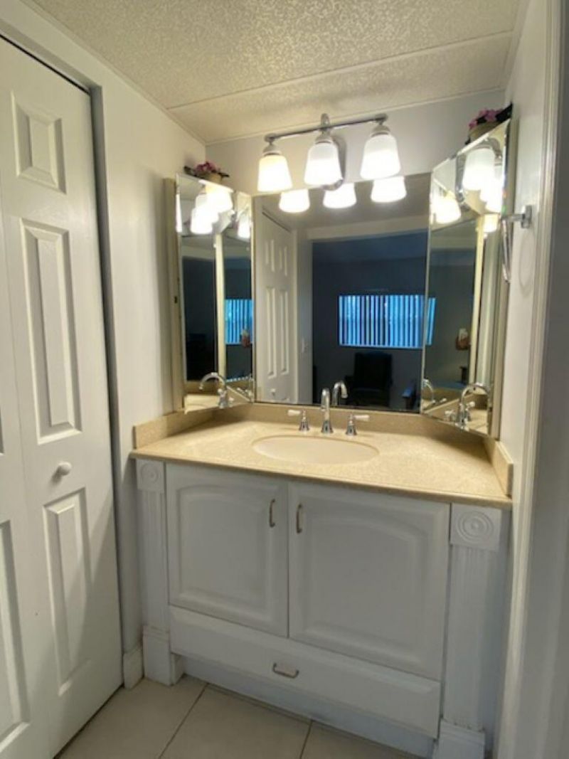 7817 Golf Cir Drive, Unit 210, Margate, FL 33063 Photo