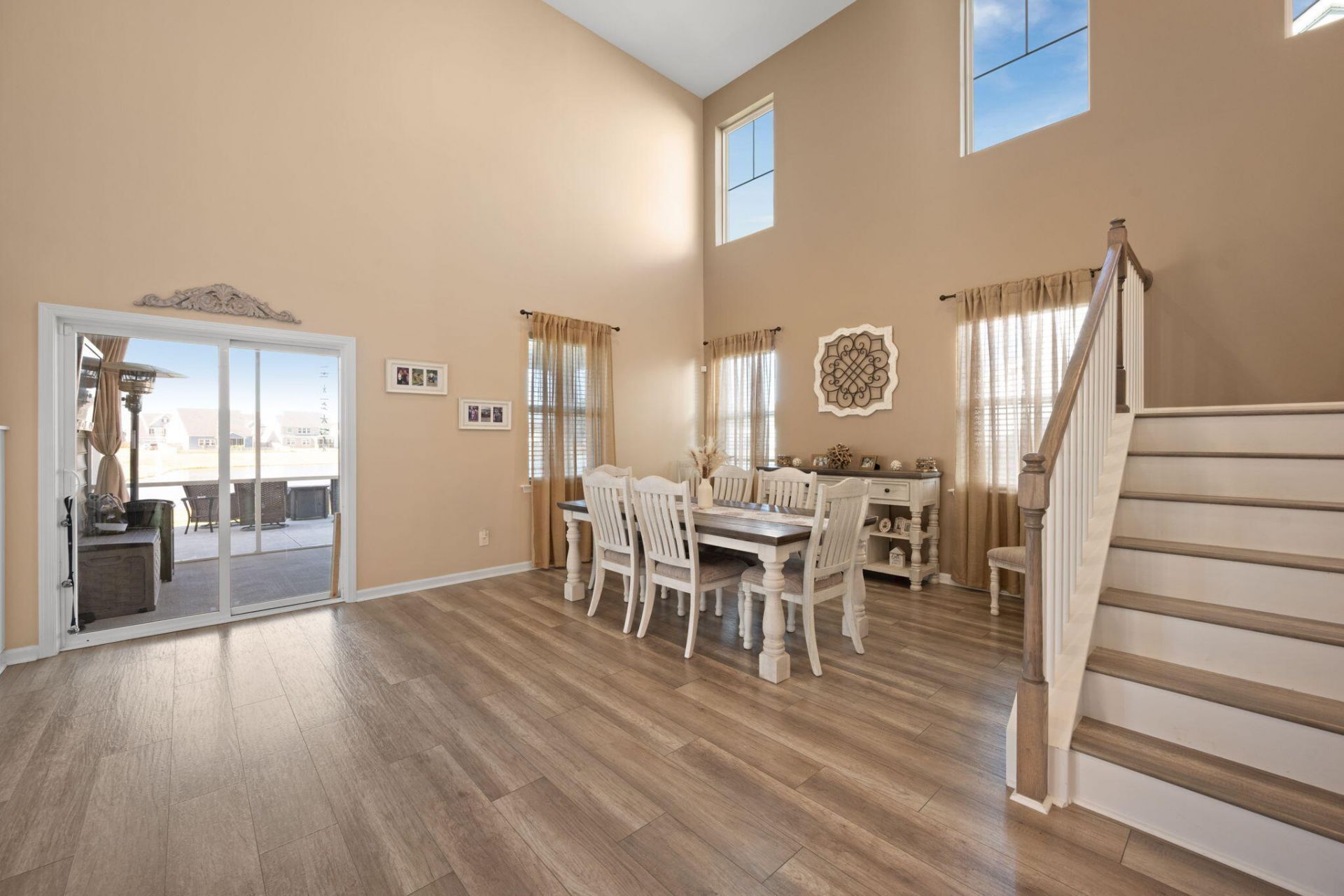 215 Squire Pope Road Photo 10