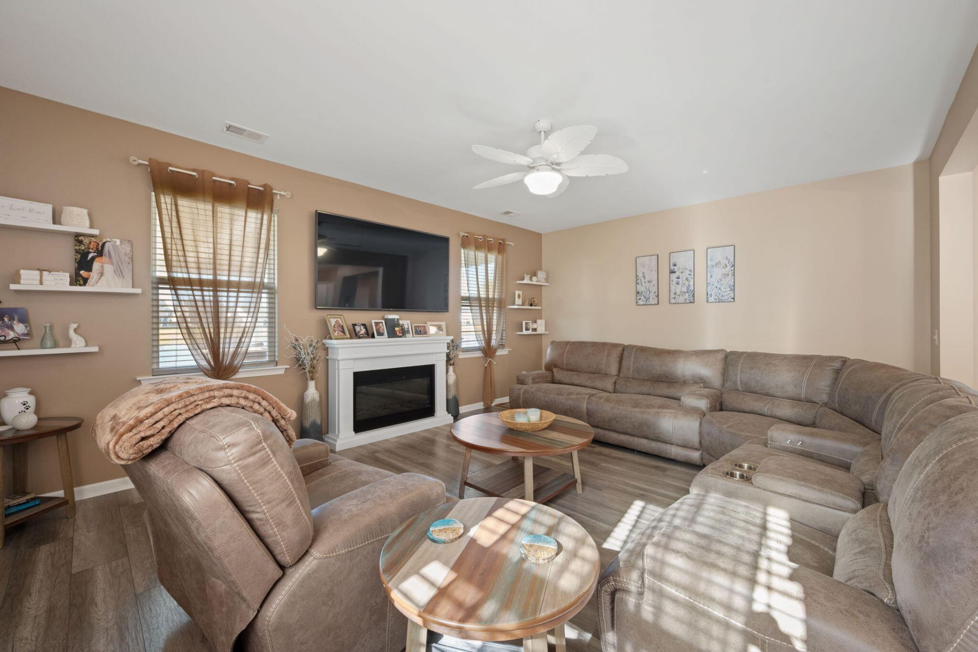 215 Squire Pope Road Photo 19