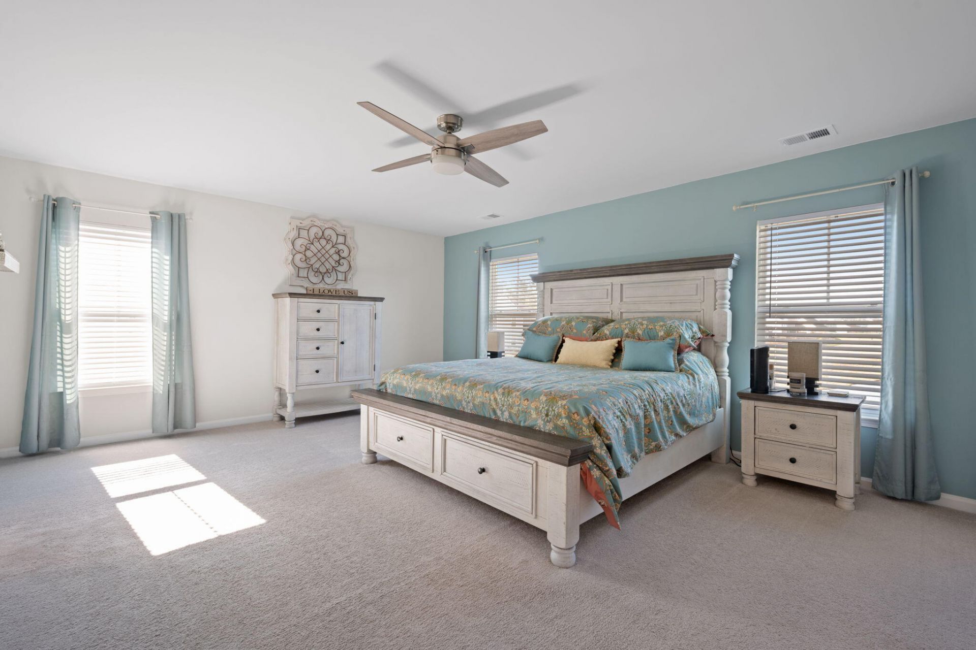 215 Squire Pope Road Photo 27