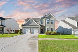 215 Squire Pope Road photo 4