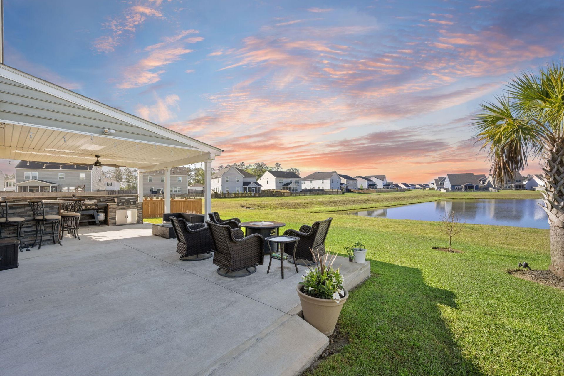 215 Squire Pope Road Photo 38