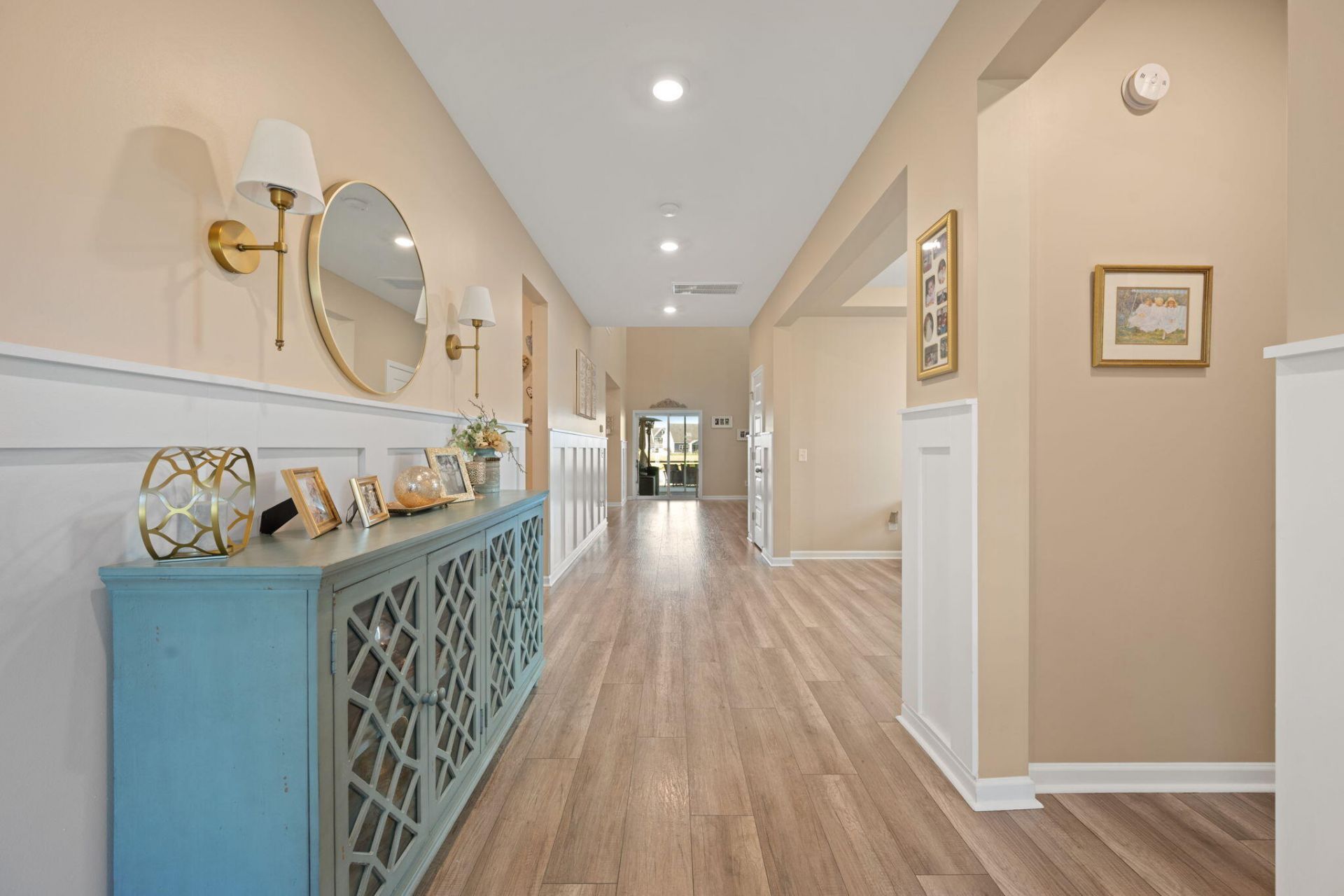 215 Squire Pope Road Photo 6