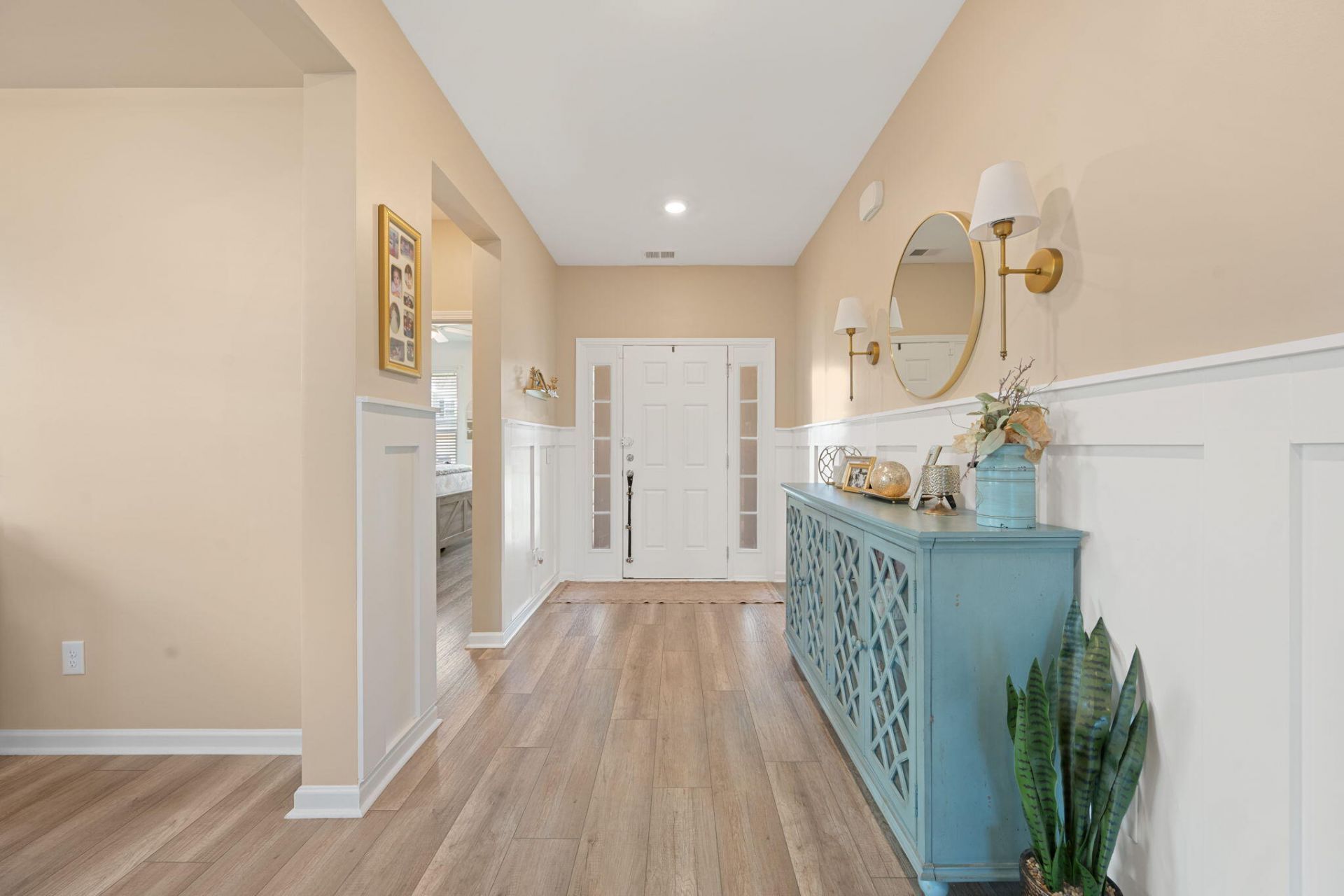 215 Squire Pope Road Photo 7