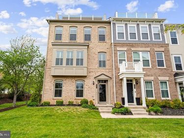 2011 ALDER LANE, DUMFRIES, VA 22026