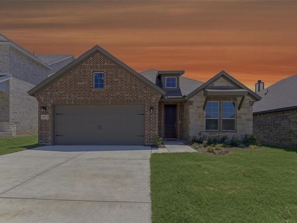 3512 Helena Street, Gainesville, TX 76240