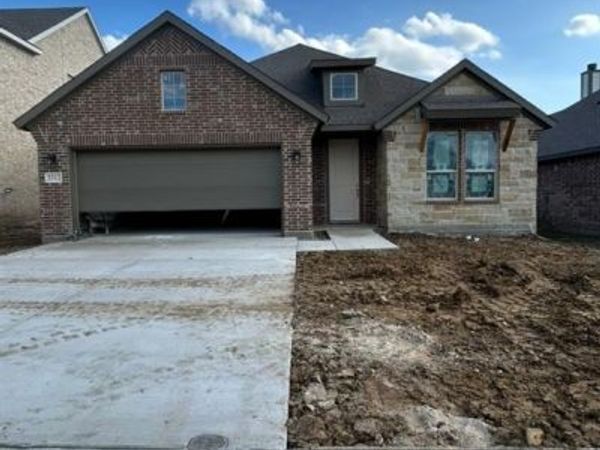 3512 Helena Street, Gainesville, TX 76240