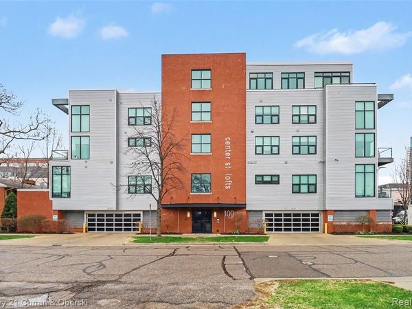 100 N Center Street, Royal Oak, MI 48067