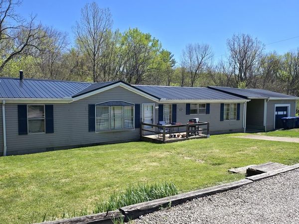 1256 S Rhode Island Ave., Wellston, OH 45692