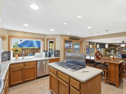 8904 Royal Gate Way, Elk Grove, CA 95624 Photo