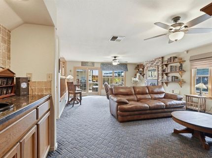 8904 Royal Gate Way, Elk Grove, CA 95624 Photo