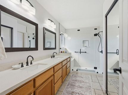 8904 Royal Gate Way, Elk Grove, CA 95624 Photo