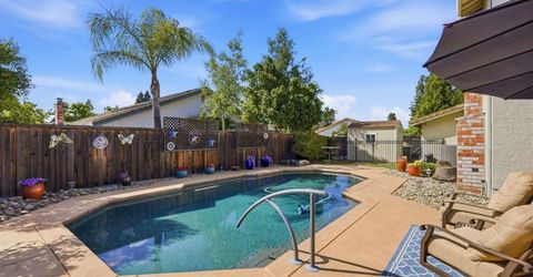 8904 Royal Gate Way, Elk Grove, CA 95624 Photo