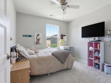 5362 Seal Beach Way, Sacramento, CA 95835 Photo