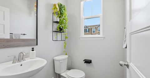 5362 Seal Beach Way, Sacramento, CA 95835 Photo